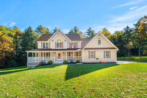 4 Mead Drive Brookline NH 03033