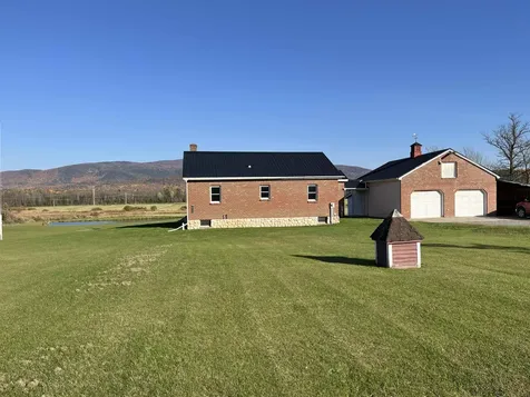 674 Middle Road Salisbury VT 05769