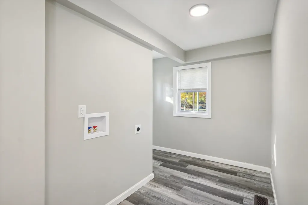 24 Elm Street Goffstown NH 03045