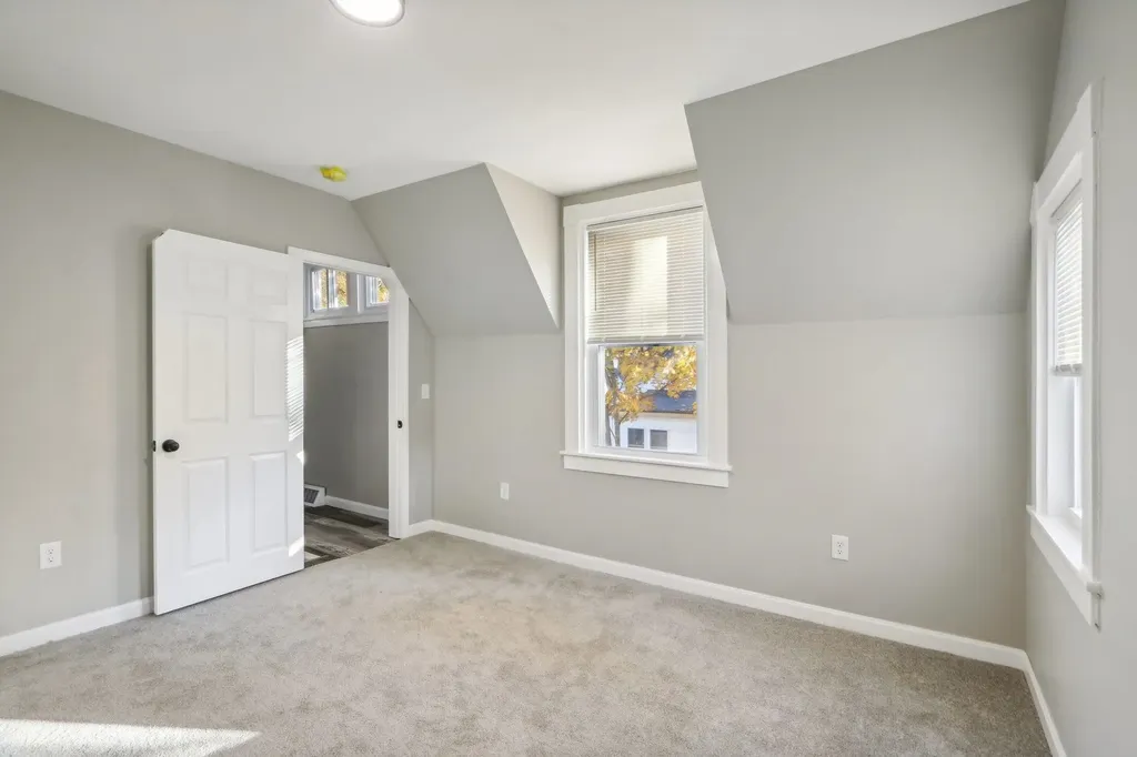 24 Elm Street Goffstown NH 03045