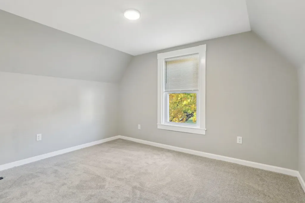 24 Elm Street Goffstown NH 03045