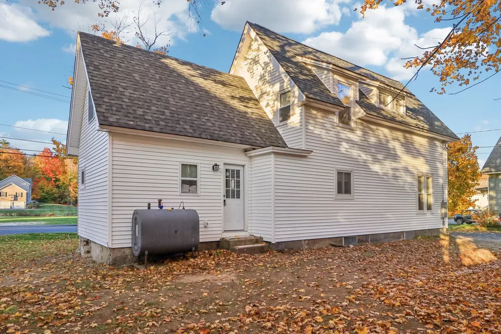 24 Elm Street Goffstown NH 03045