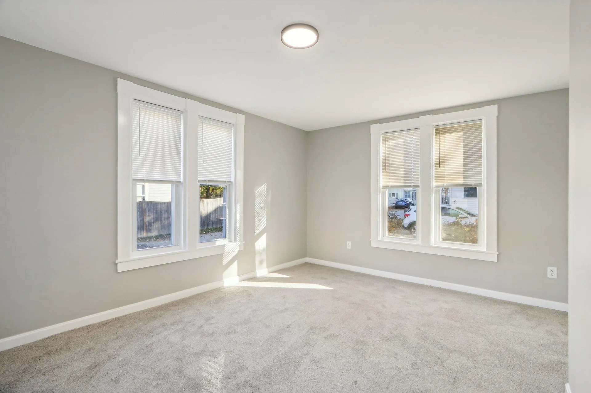 24 Elm Street Goffstown NH 03045