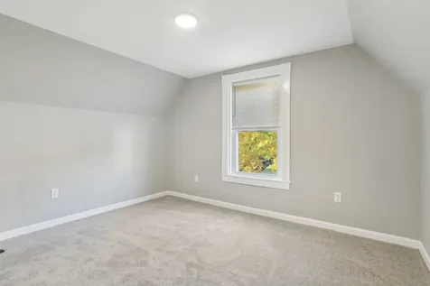 24 Elm Street Goffstown NH 03045