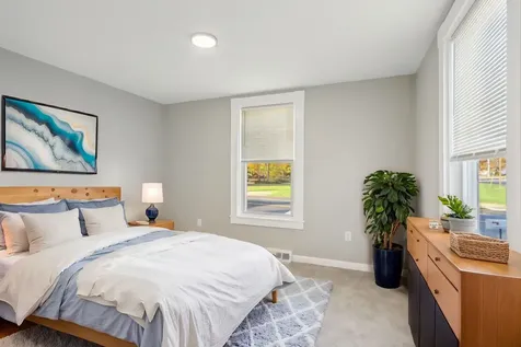 24 Elm Street Goffstown NH 03045