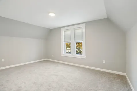 24 Elm Street Goffstown NH 03045