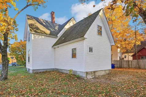 24 Elm Street Goffstown NH 03045