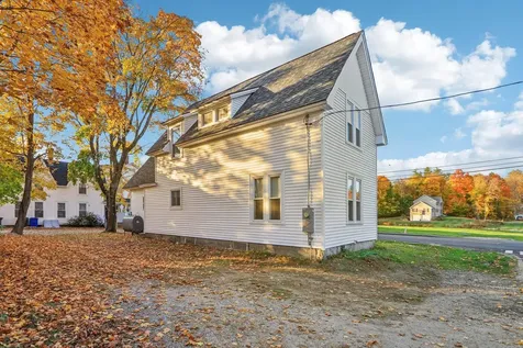 24 Elm Street Goffstown NH 03045