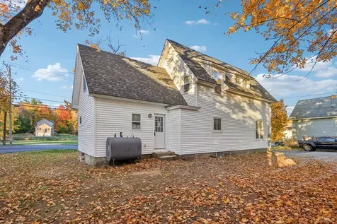 24 Elm Street Goffstown NH 03045