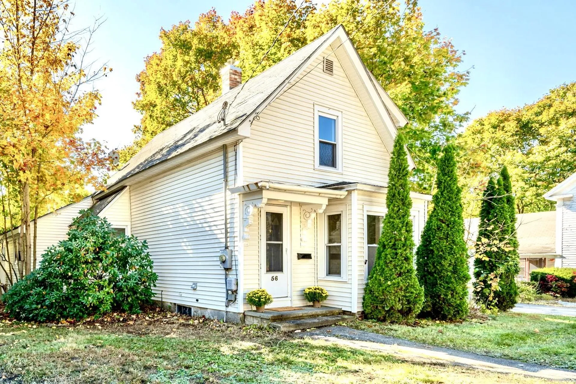 56 Elm Street Goffstown NH 03045