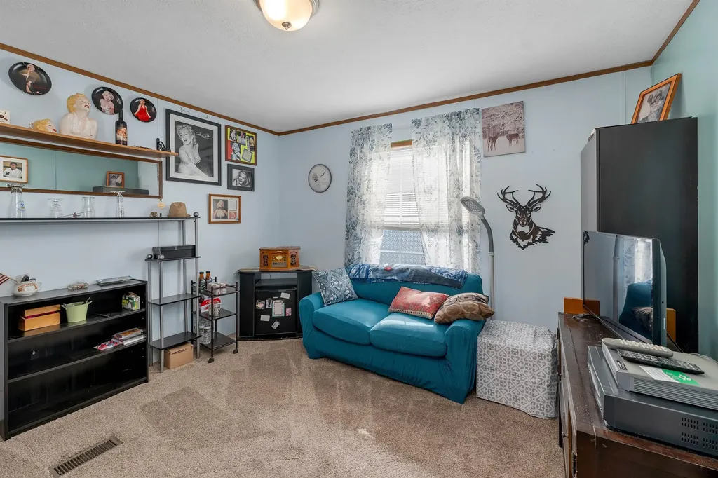 76 Goldrush Lane Rochester NH 03868