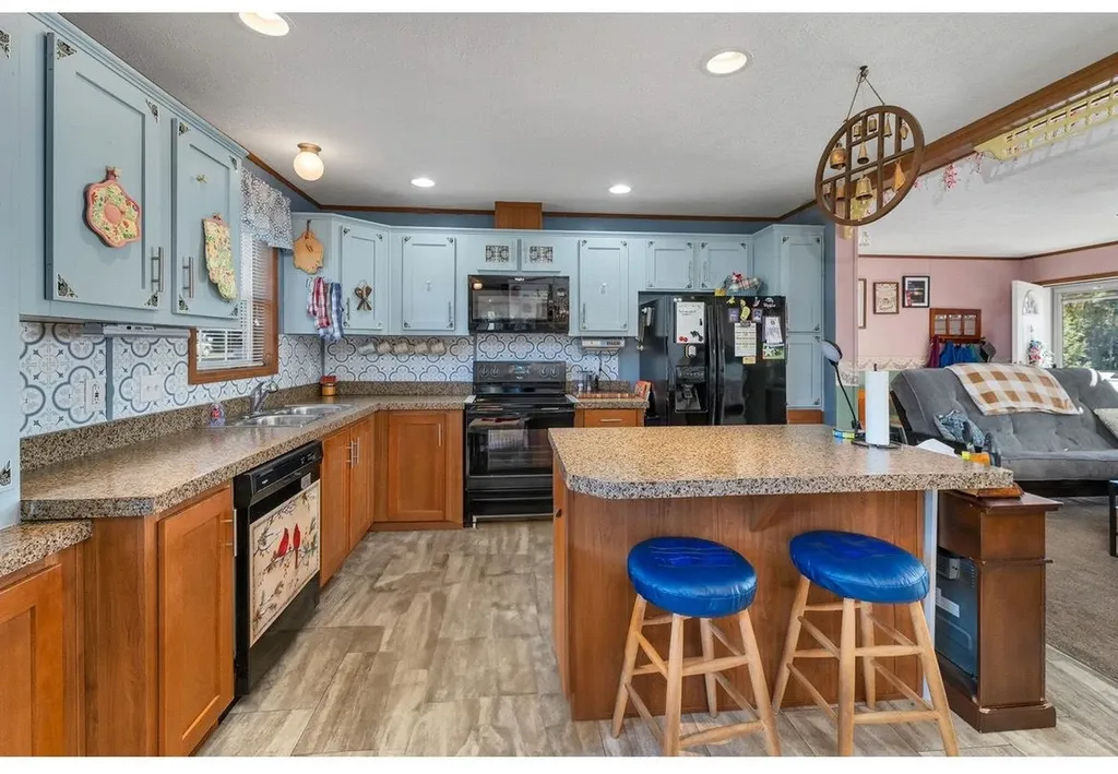 76 Goldrush Lane Rochester NH 03868