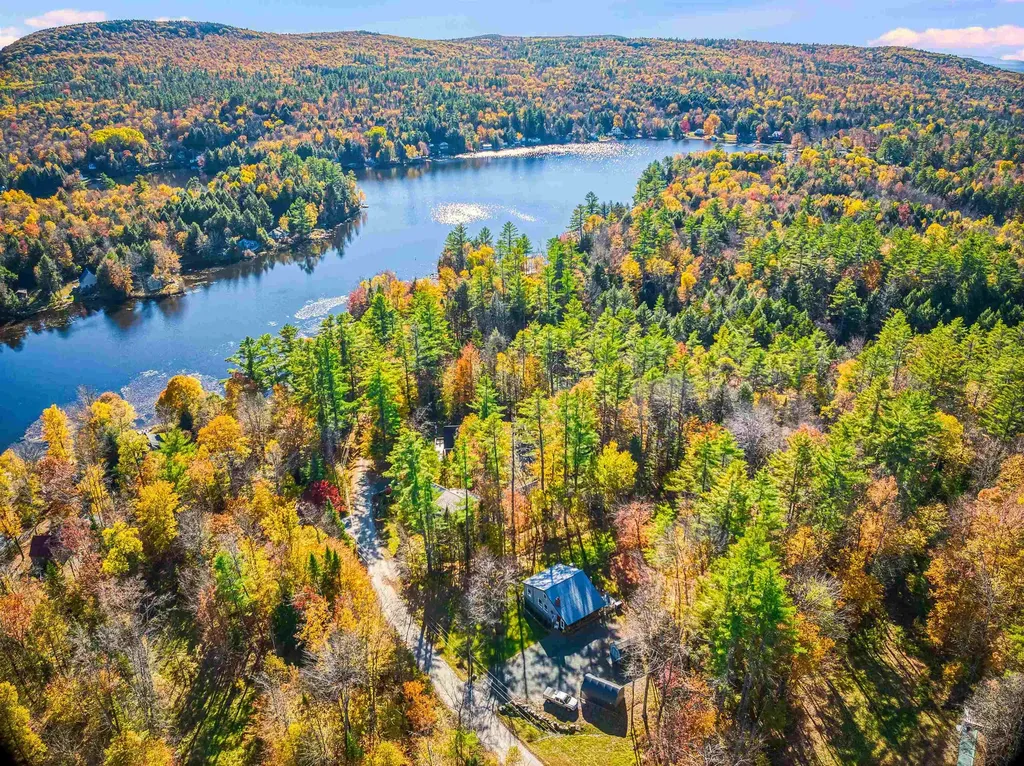 24 Shorewood Estates Road Unity NH 03773