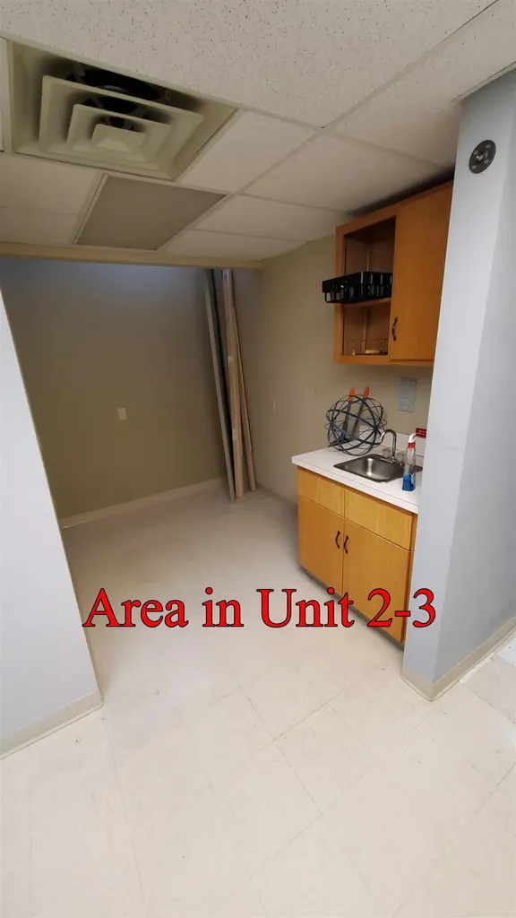 184 Mammoth Road Londonderry NH 03053