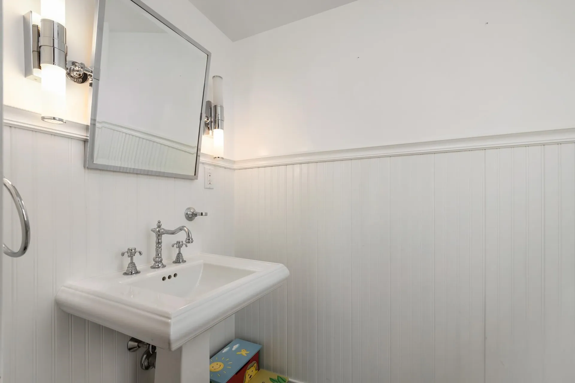 86 Drinkwater Road Hampton Falls NH 03844