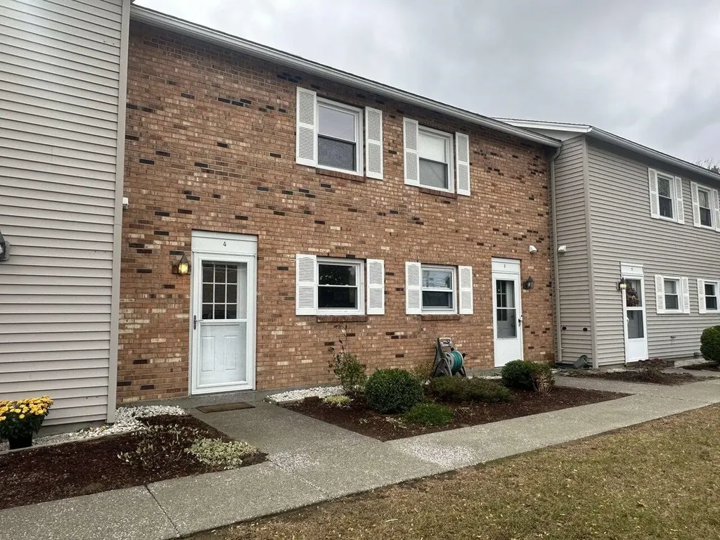 21 Wells Avenue Colchester VT 05446