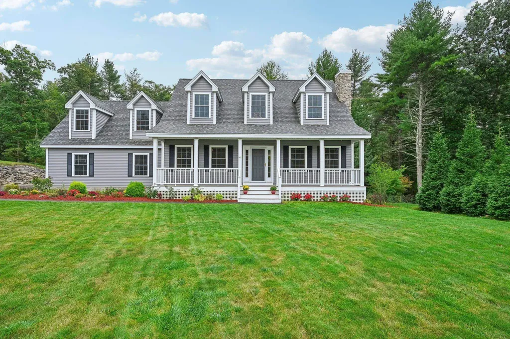 10 Cricket Ridge Drive Windham NH 03087