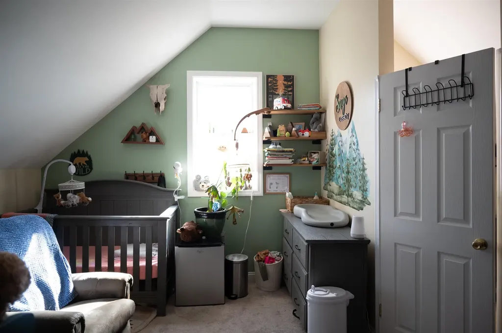 4 Pleasant Street Nashua NH 03060