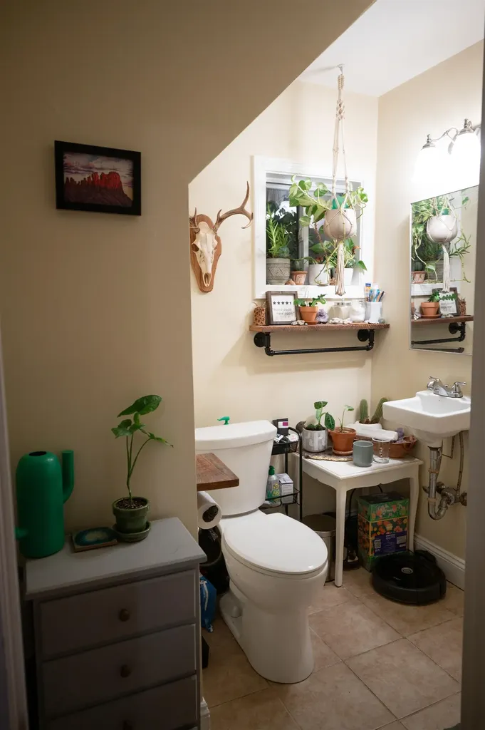 4 Pleasant Street Nashua NH 03060