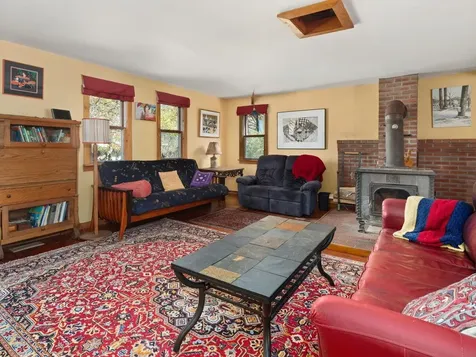 1174 Vt Route 17 Starksboro VT 05443