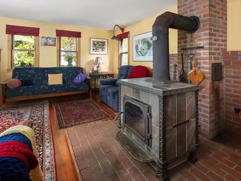 1174 Vt Route 17 Starksboro VT 05443