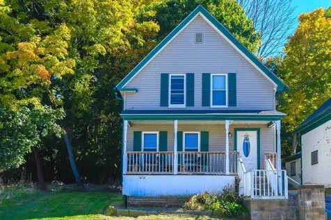 32 Spring Street Franklin NH 03235