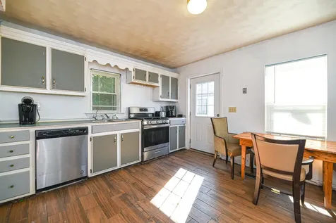 32 Spring Street Franklin NH 03235