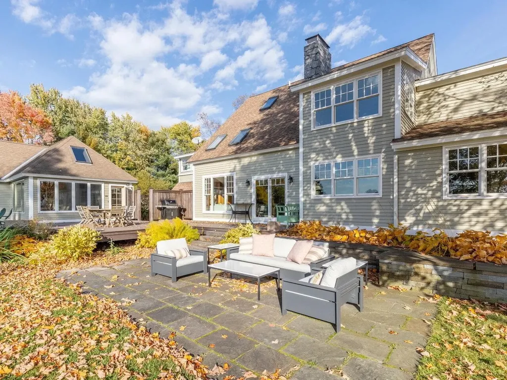 1102 Dorset Street Charlotte VT 05445