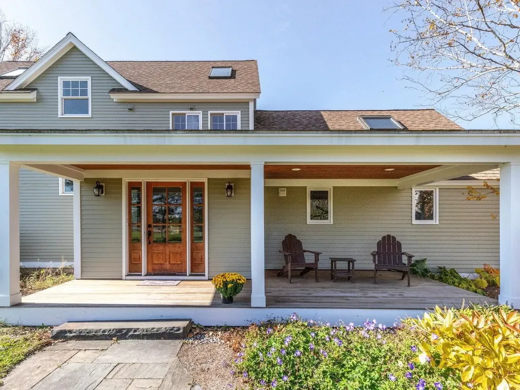 1102 Dorset Street Charlotte VT 05445