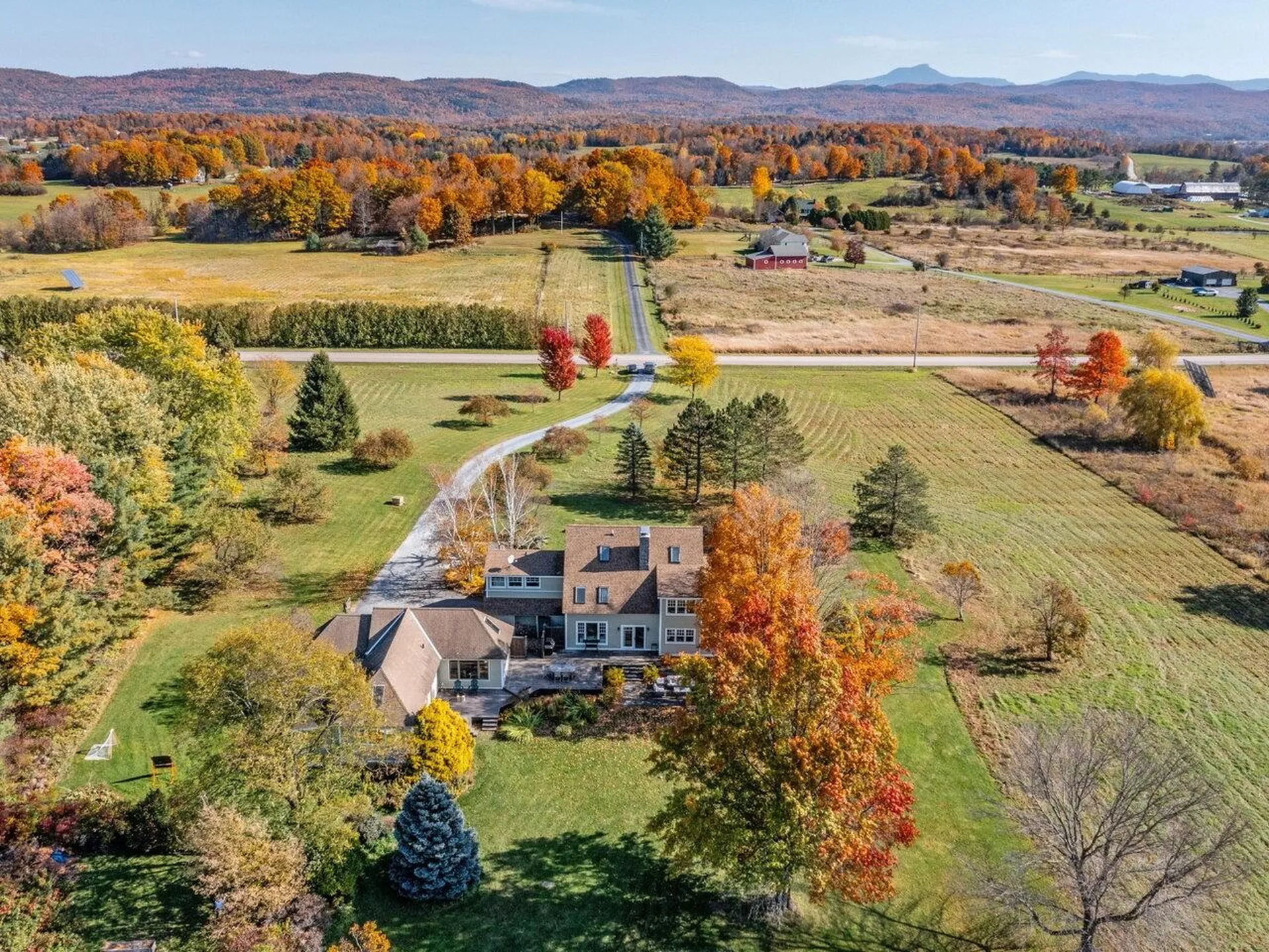 1102 Dorset Street Charlotte VT 05445