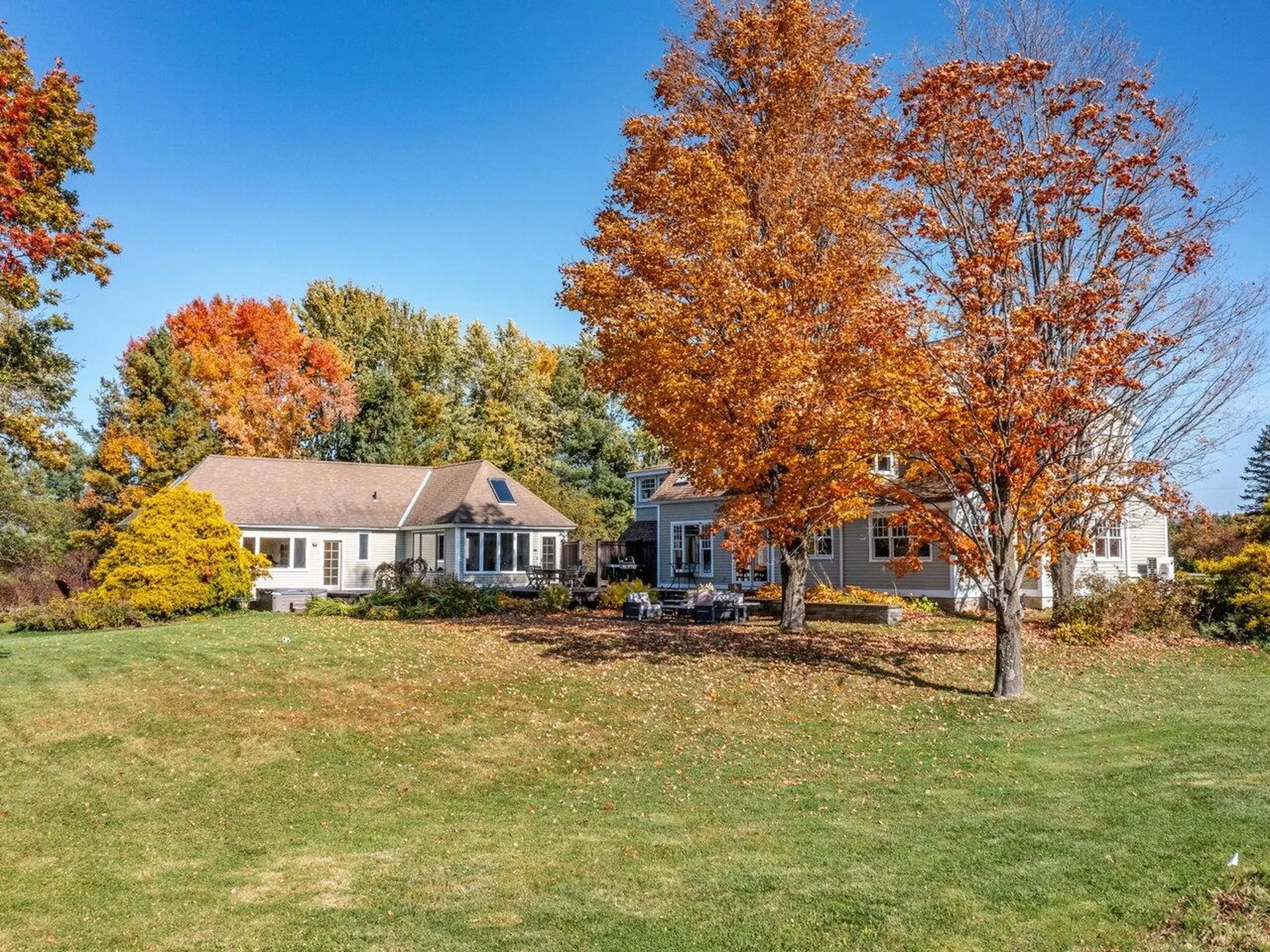 1102 Dorset Street Charlotte VT 05445