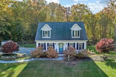 22 Francesca Way Nottingham NH 03290