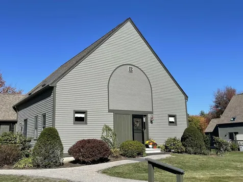 67 Montrose Drive Stratham NH 03885
