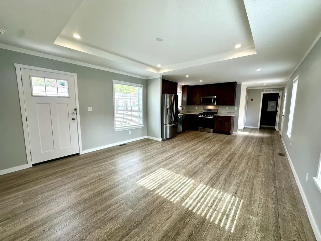 9 Nut Hatch Lane Keene NH 03431