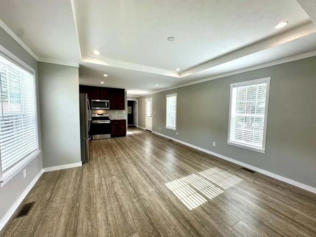 9 Nut Hatch Lane Keene NH 03431