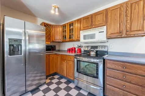 85 West Main Street Bradford NH 03221