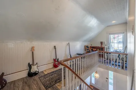 85 West Main Street Bradford NH 03221