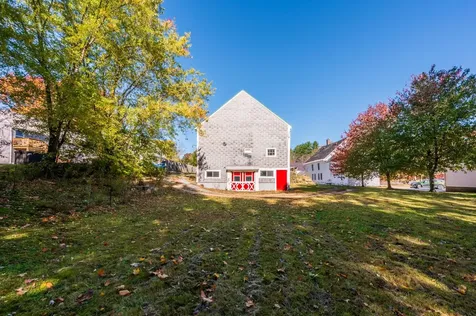 85 West Main Street Bradford NH 03221