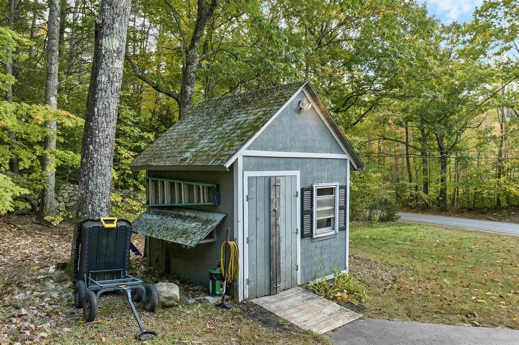 205 Kings Highway New Durham NH 03855