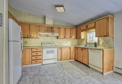 1847 Acworth Road Charlestown NH 03603