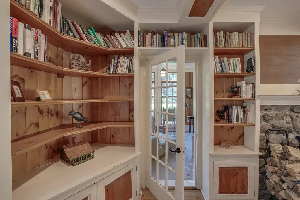 115 Town Line Road Francestown NH 03043