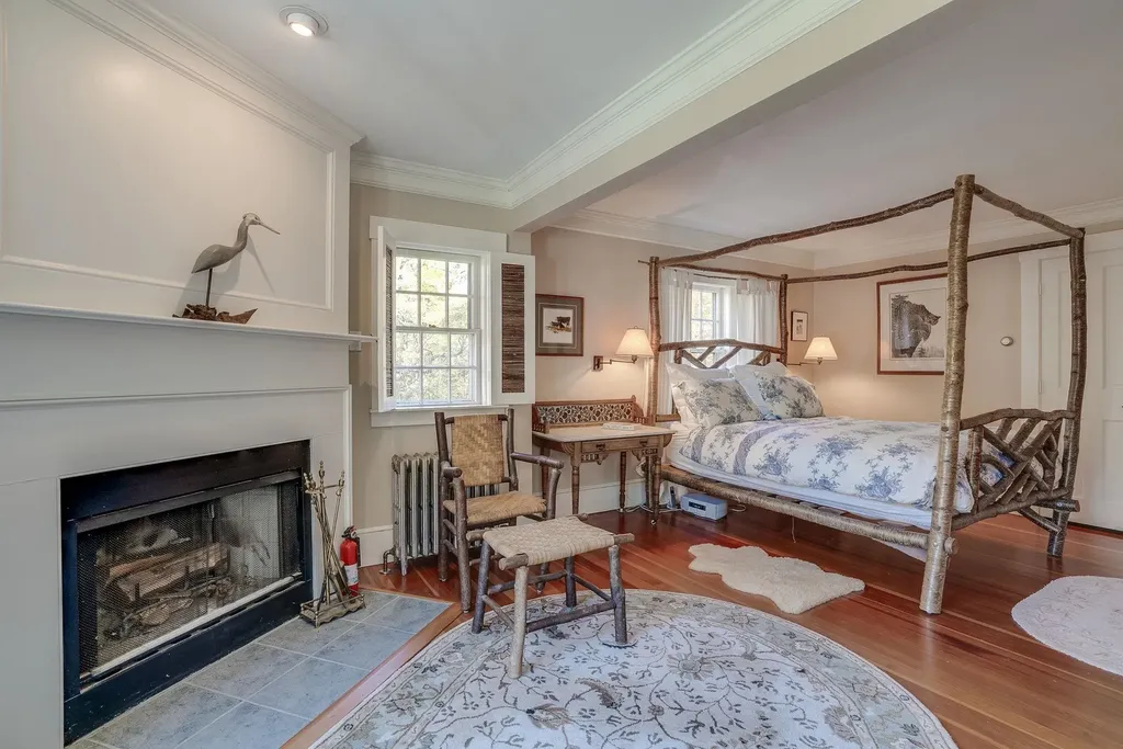 115 Town Line Road Francestown NH 03043