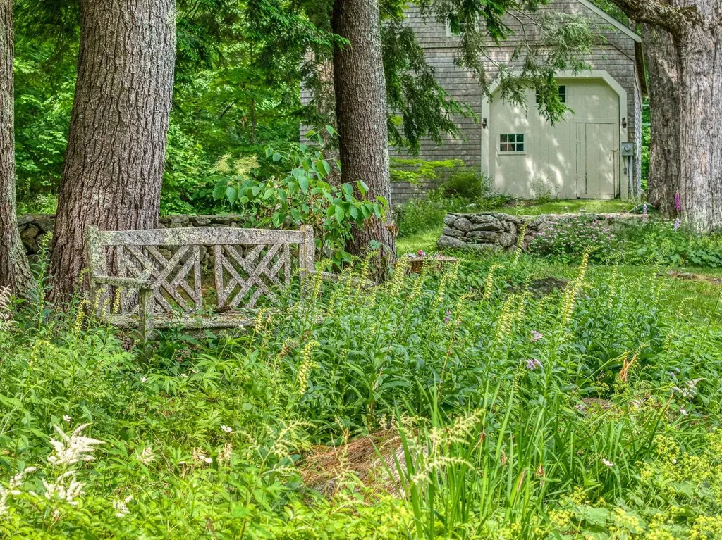 115 Town Line Road Francestown NH 03043