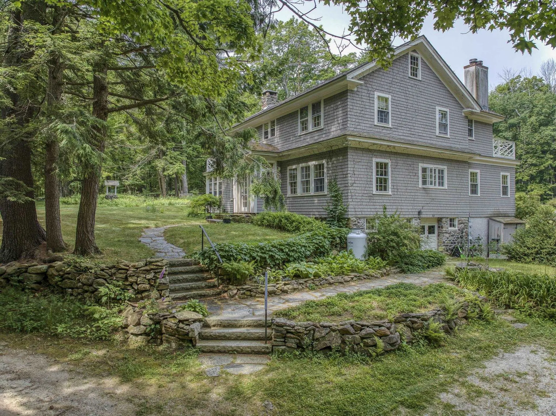 115 Town Line Road Francestown NH 03043