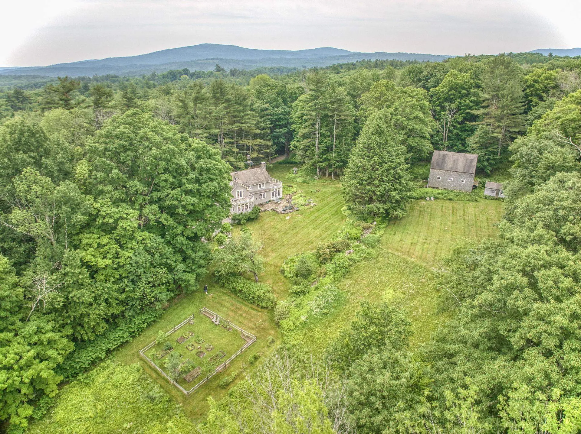 115 Town Line Road Francestown NH 03043