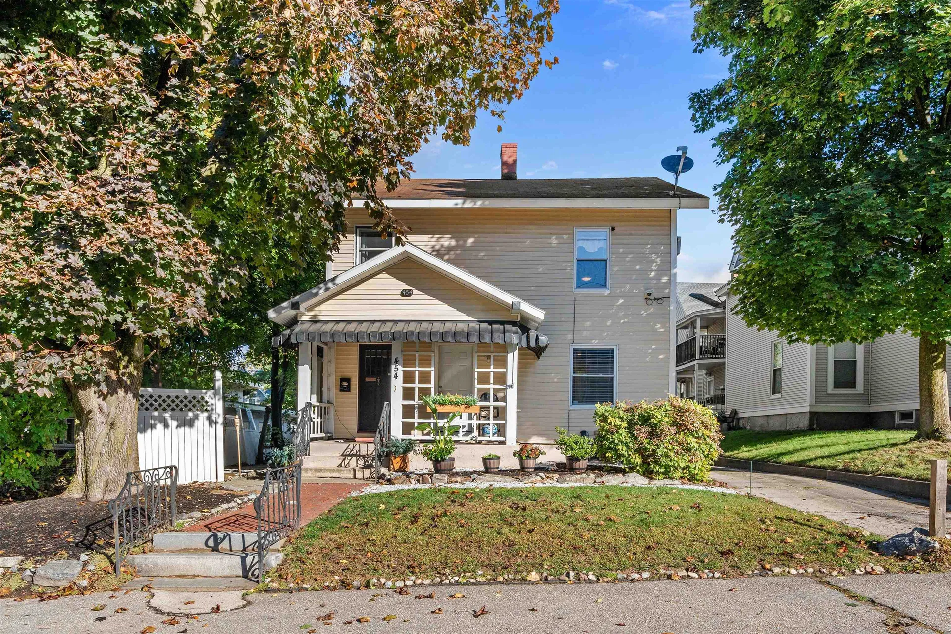 454 Hanover Street Manchester NH 03104