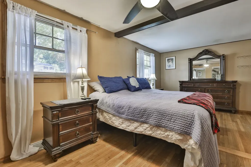10 Pilgrim Avenue Merrimack NH 03054