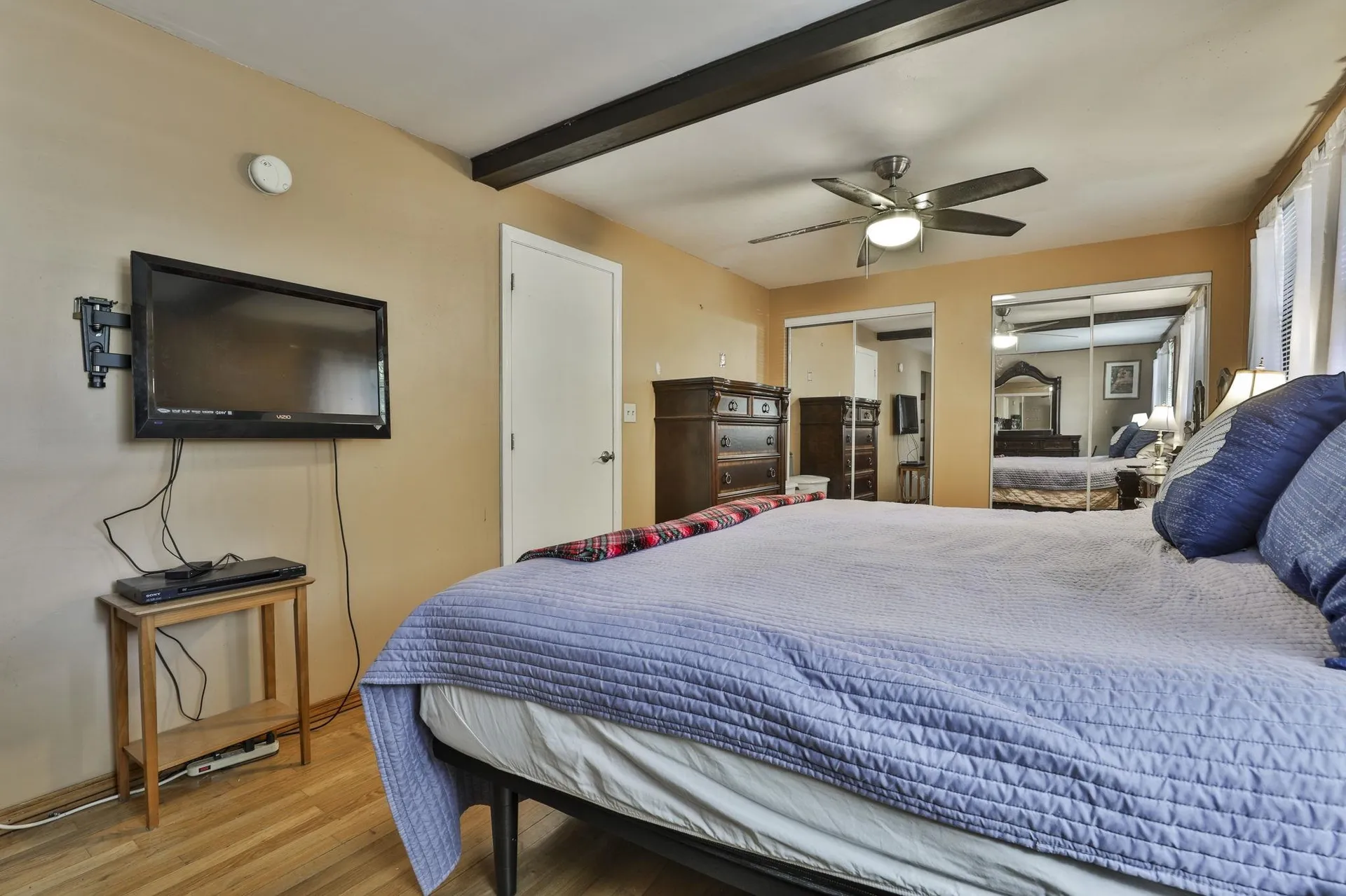 10 Pilgrim Avenue Merrimack NH 03054