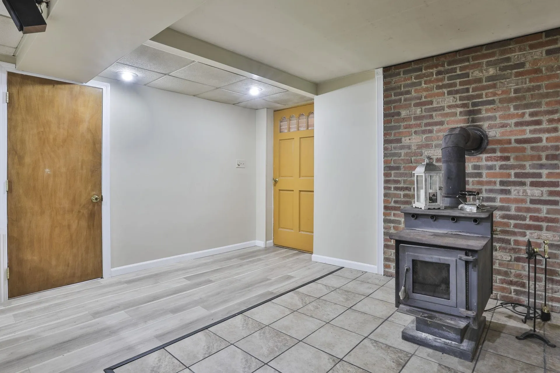 10 Pilgrim Avenue Merrimack NH 03054