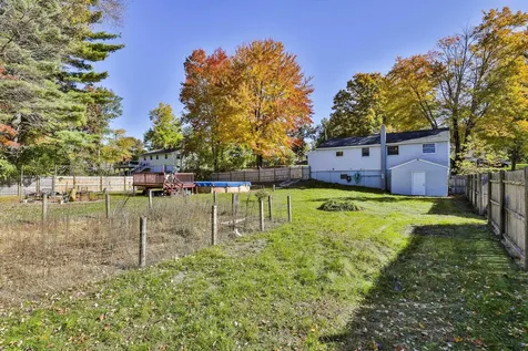 10 Pilgrim Avenue Merrimack NH 03054